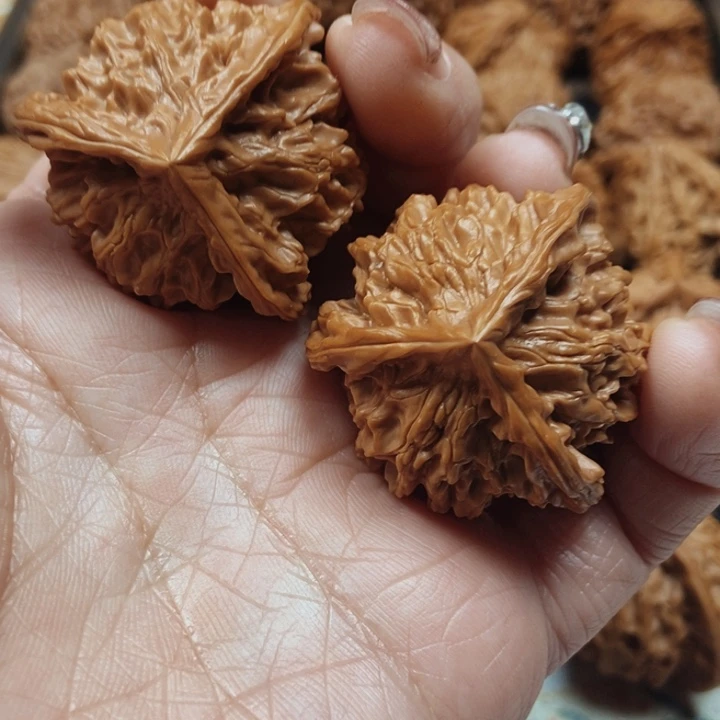 吊坠文玩核桃盘山