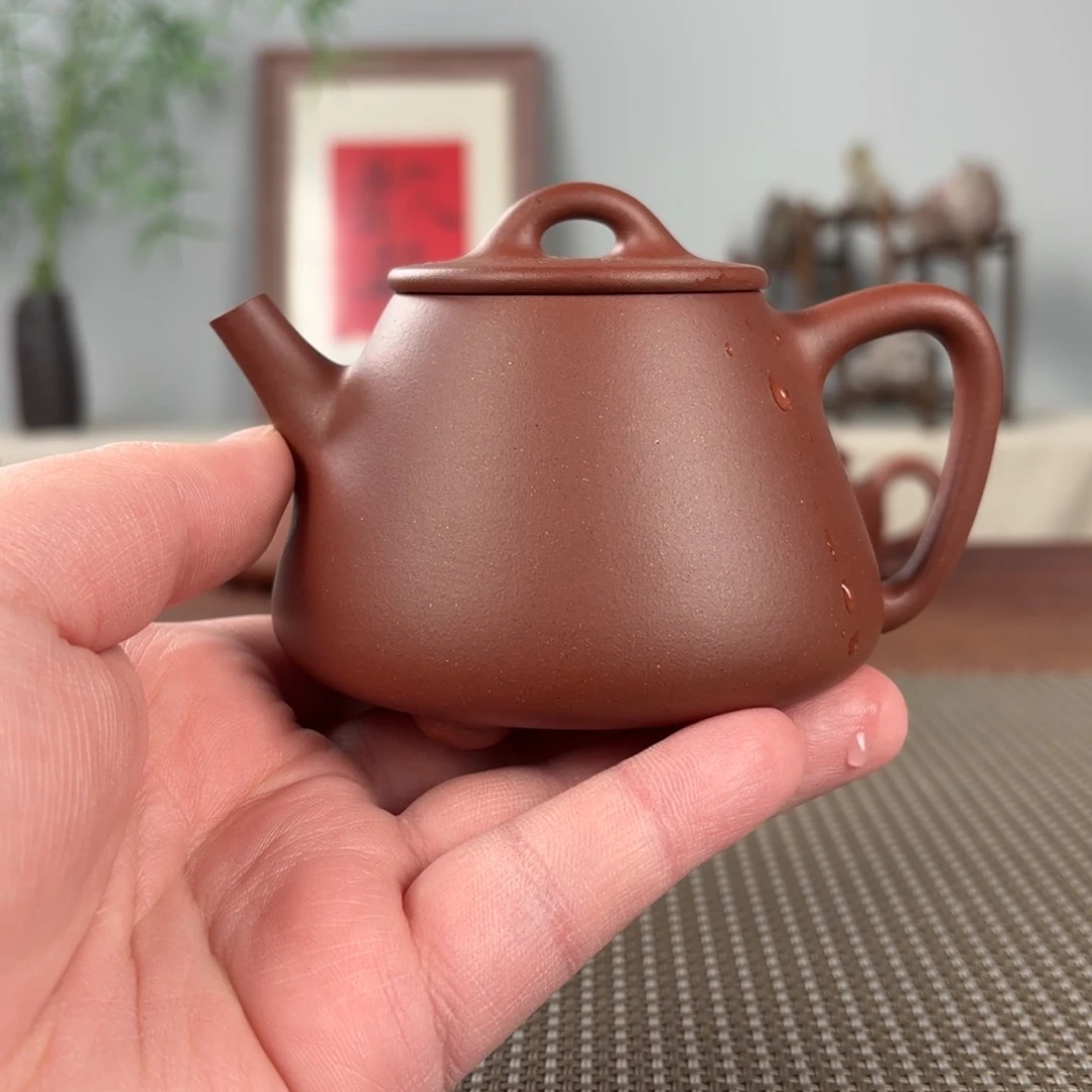 紫砂茶壶j****。微瑕黄龙山原矿紫砂壶