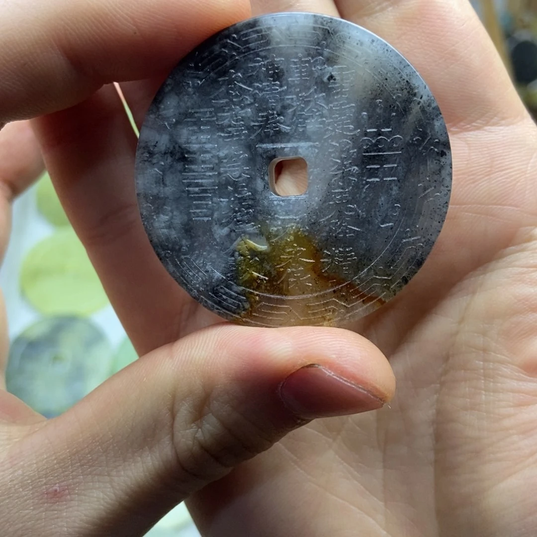 蛇纹石玉颈饰未镶嵌l*K