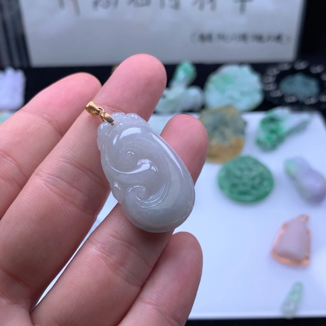 翡翠未镶嵌吊坠(不含链)