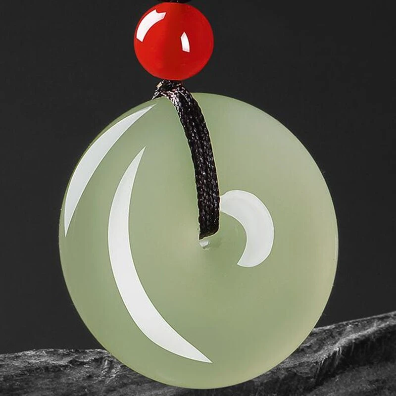 新疆天然平安扣鸭蛋青色男女情侣款吊坠挂件新款珠宝首饰玉石礼物