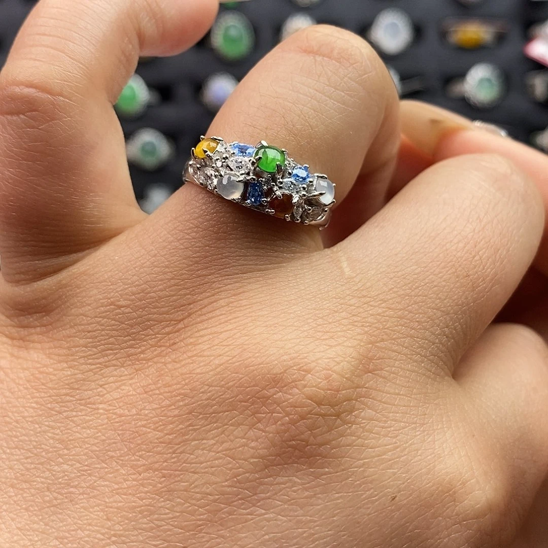 翡翠未镶嵌戒指翡翠