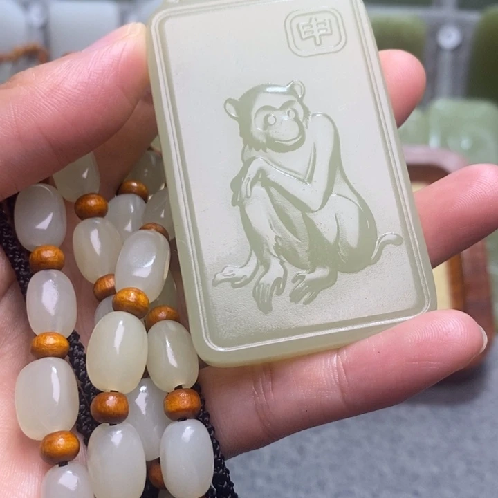 8***1双面工猴守护11111