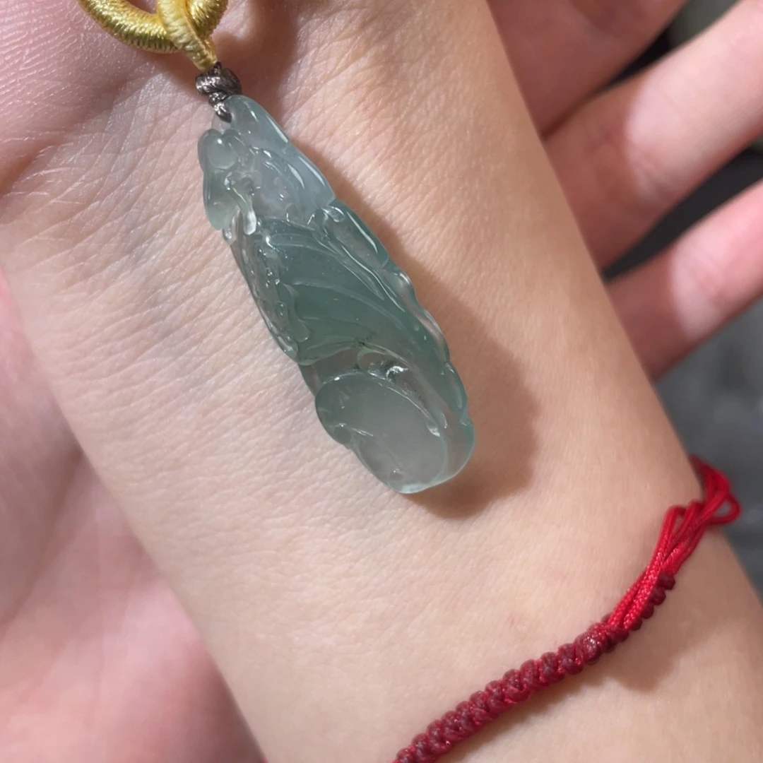 翡翠未镶嵌吊坠(不含链)莲藕