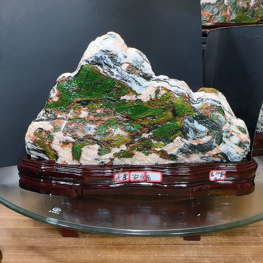 海***哥青海七彩石石头摆件