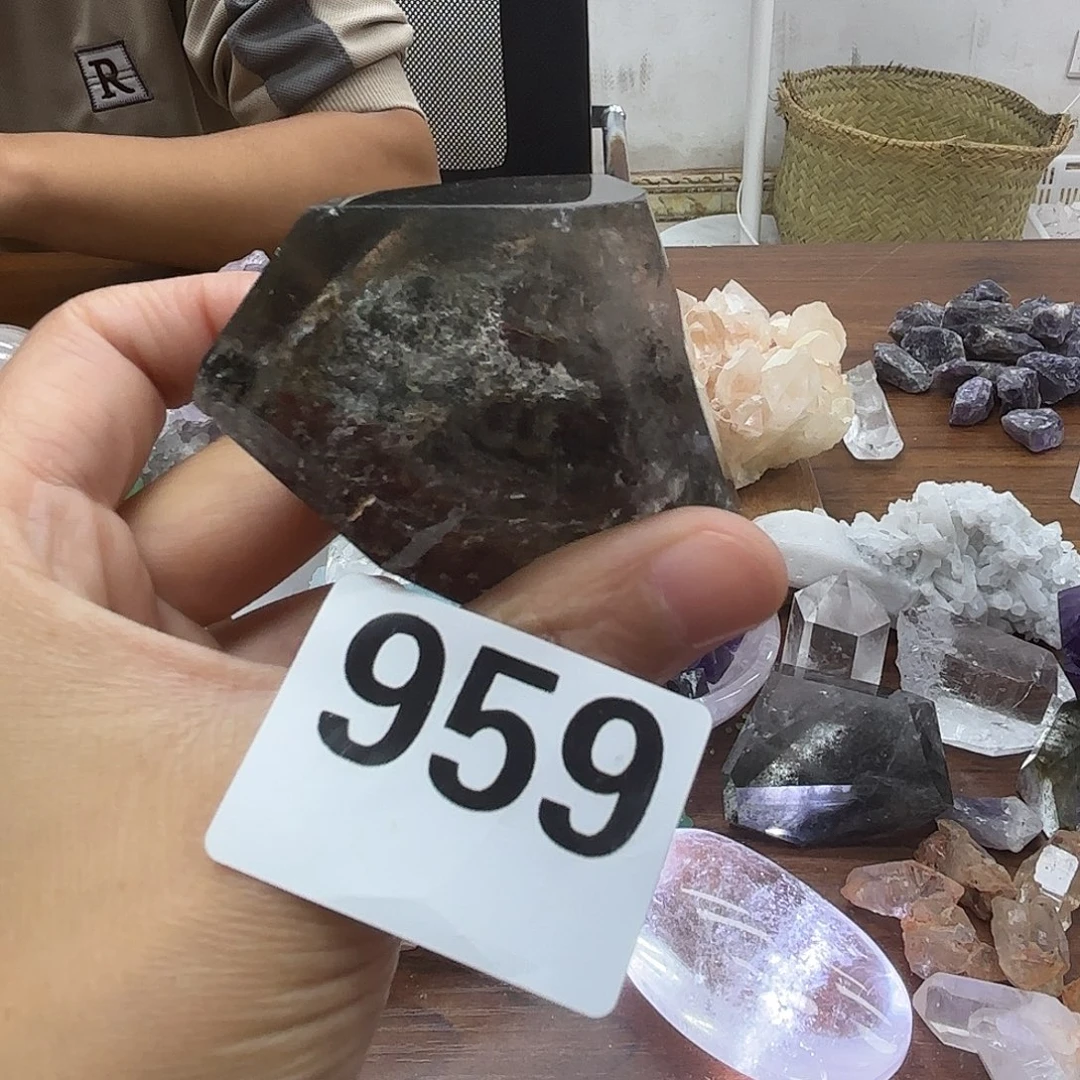 苏***普未镶嵌大型摆件（非配饰）水晶