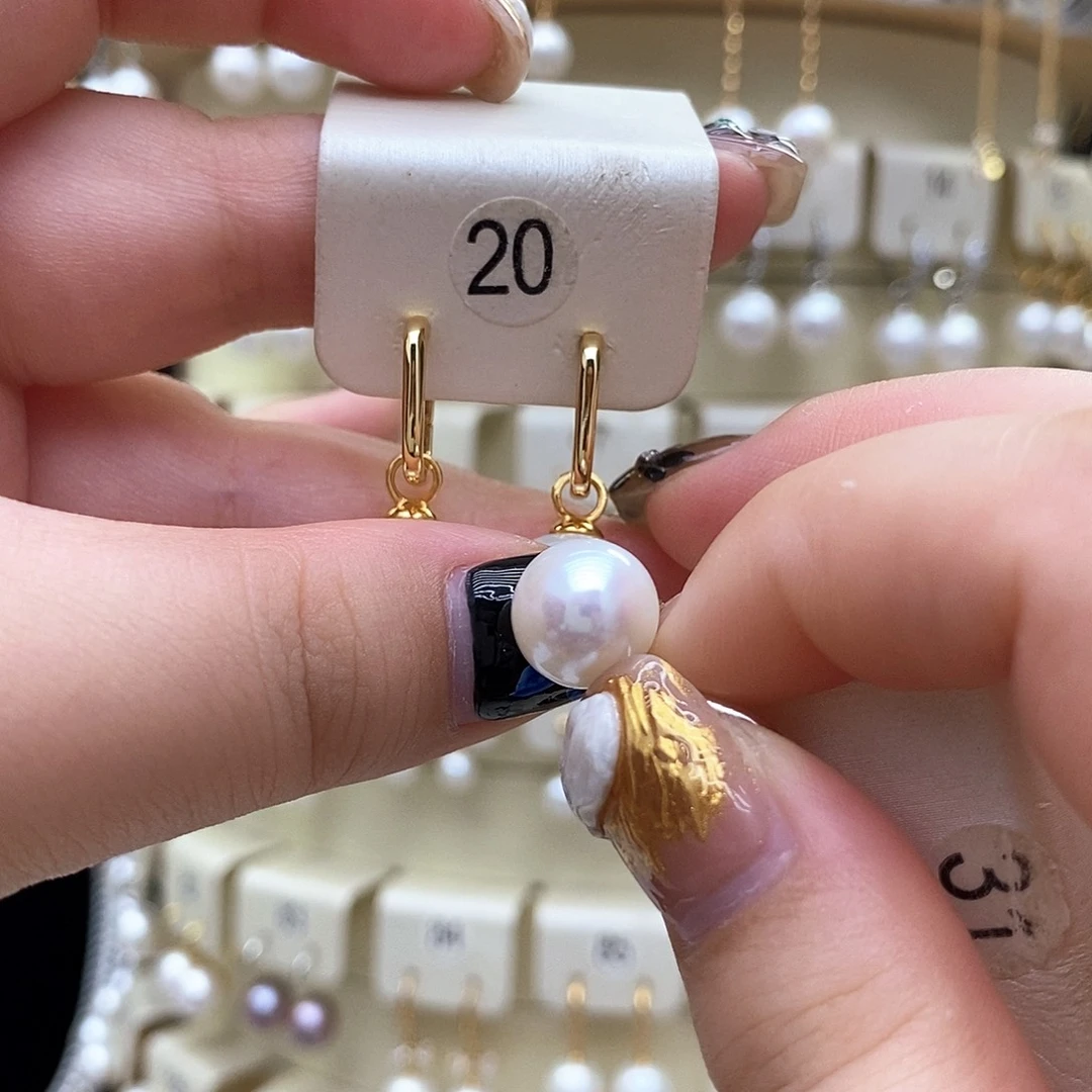 银S925镶嵌淡水珍珠耳饰10到11mm