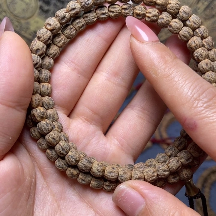【闪购商品】柏香籽/百香籽吊坠
