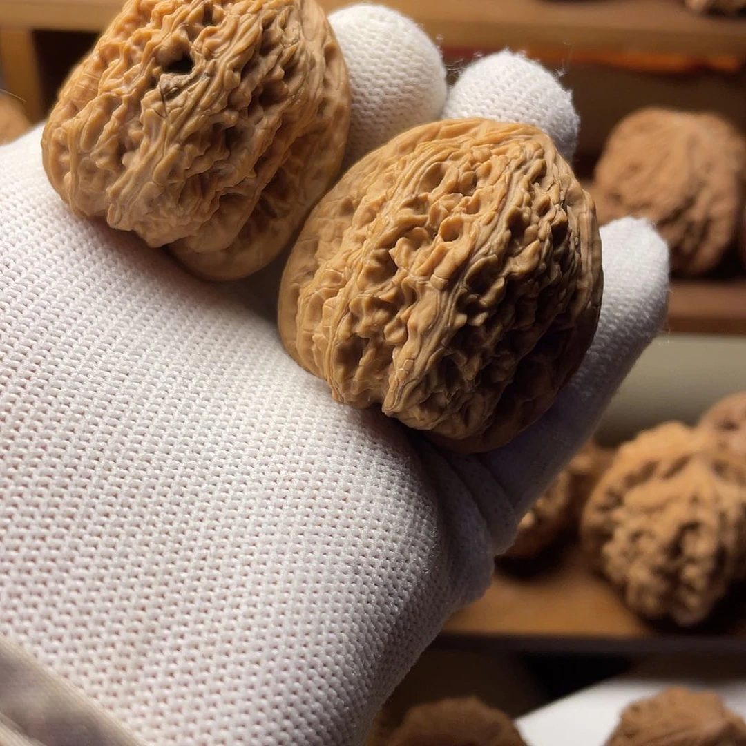 桃核吊坠密纹狮子头37