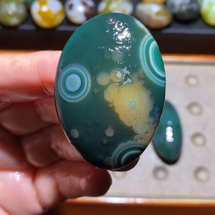 未镶嵌玛瑙/玉髓珠宝半成品71