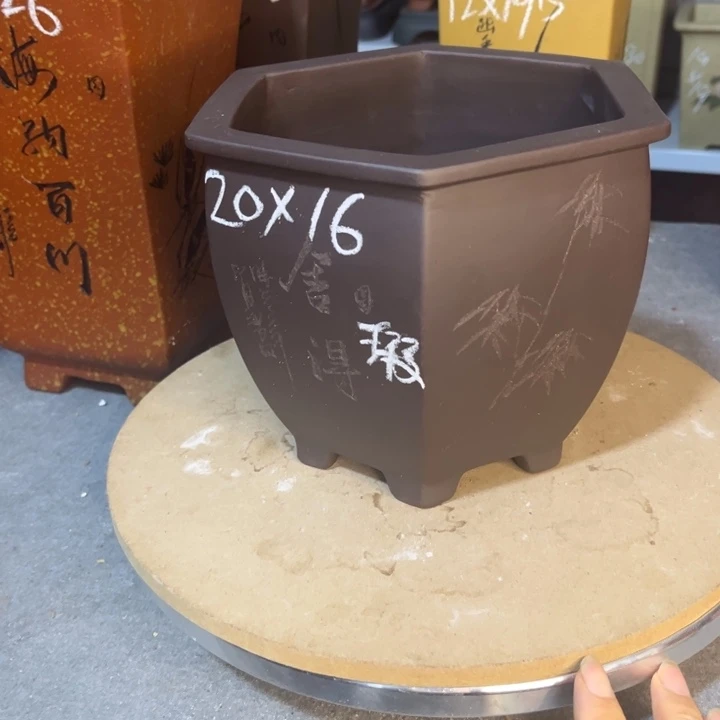 紫砂花盆紫砂花盆