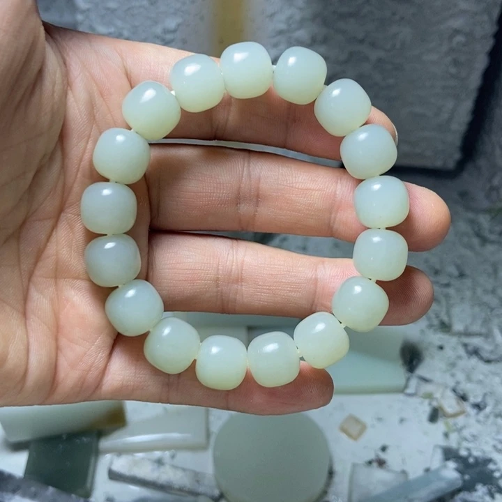 手串未镶嵌和田玉