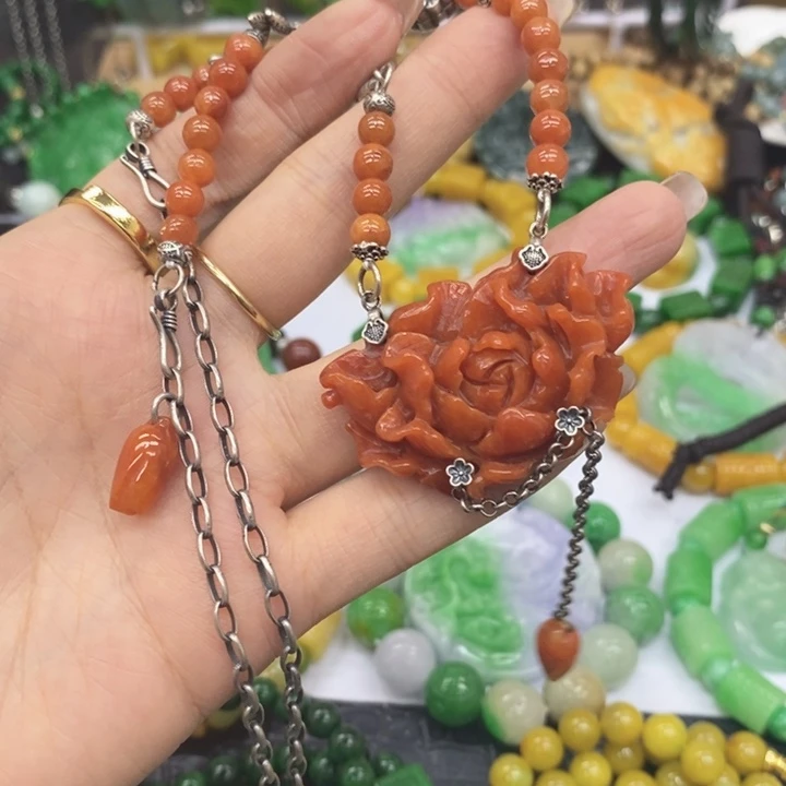 海***件翡翠未镶嵌颈饰项链67