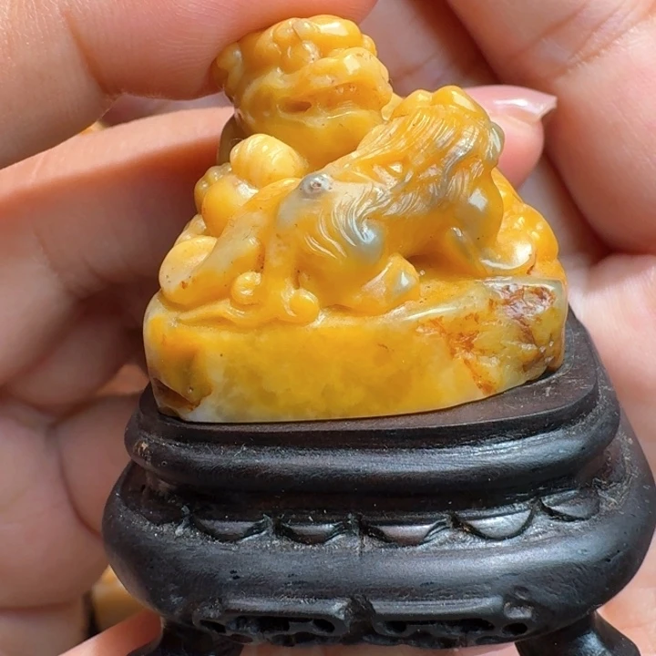 寿山石印石难**摸寿山田黄印章