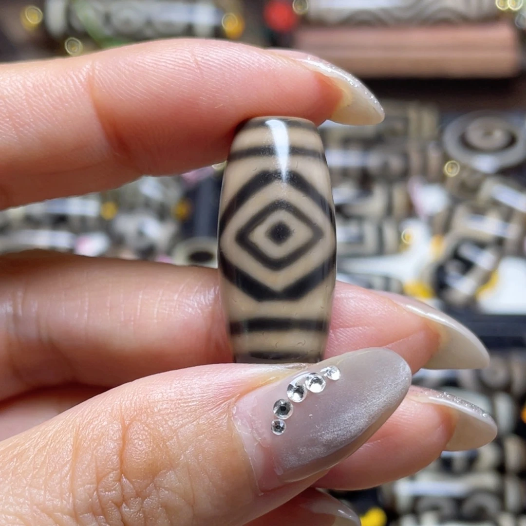 玛瑙/玉髓珠宝奇石未镶嵌王****队2眼