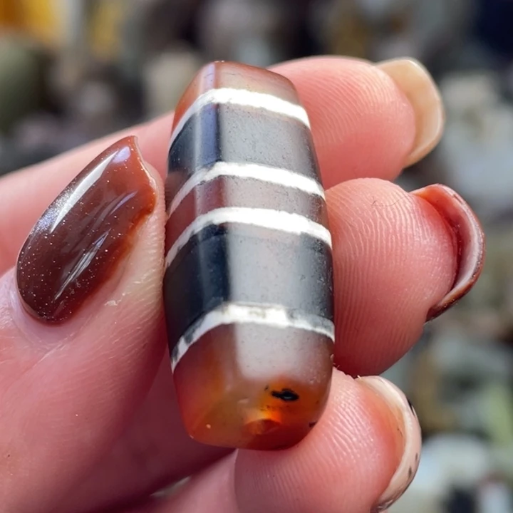 博****和田玉未镶嵌颈饰