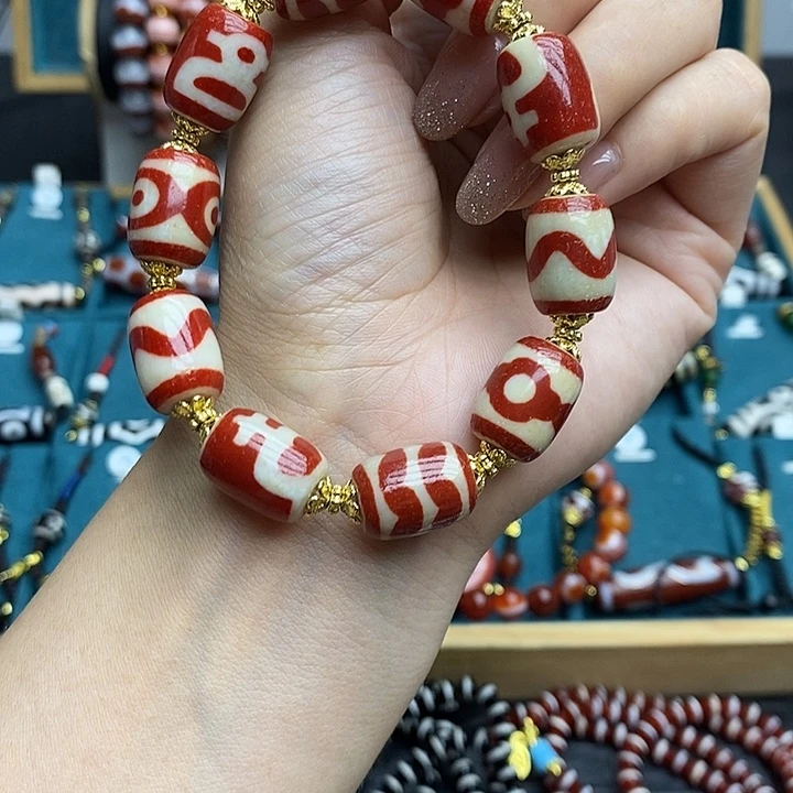玛瑙/玉髓（覆膜）合金颈饰