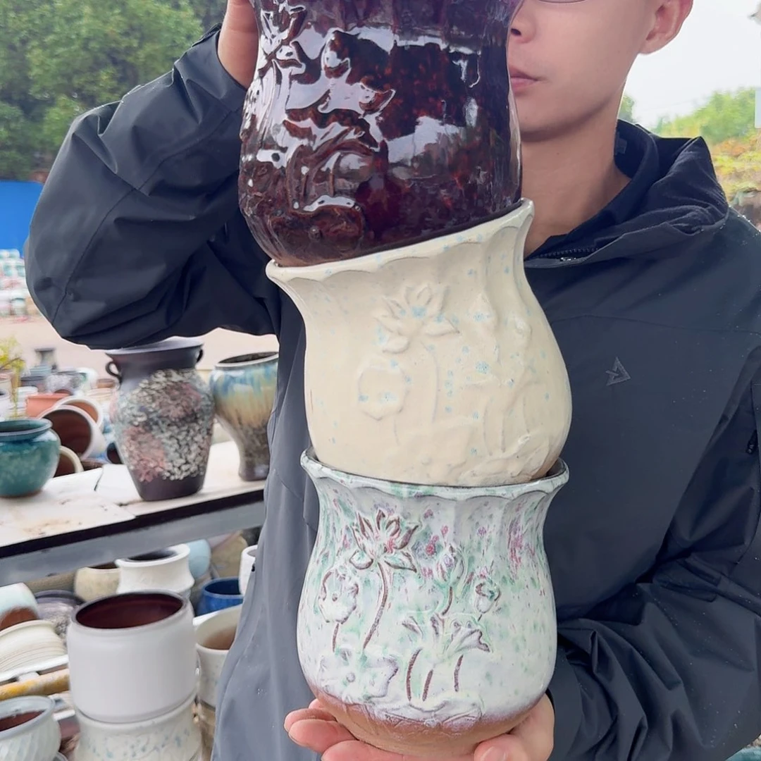 紫砂花盆口15高16（三个荷花