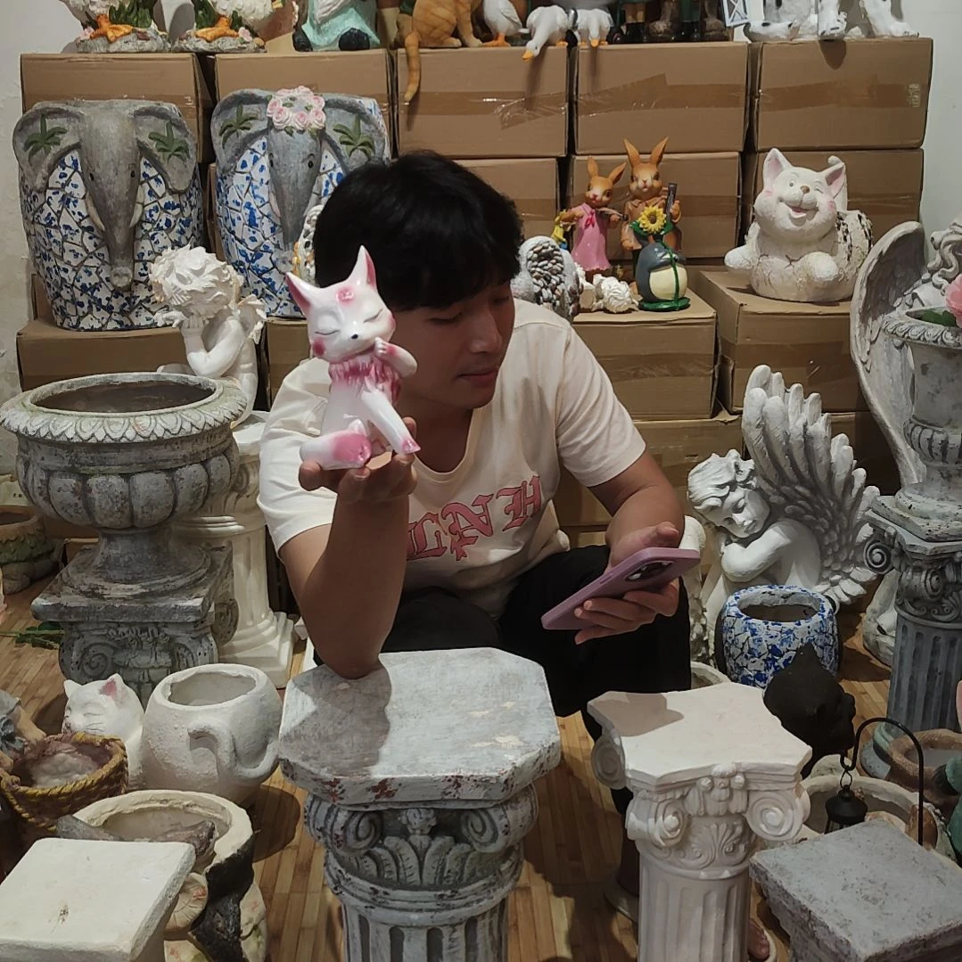 合成树脂粉色狐狸