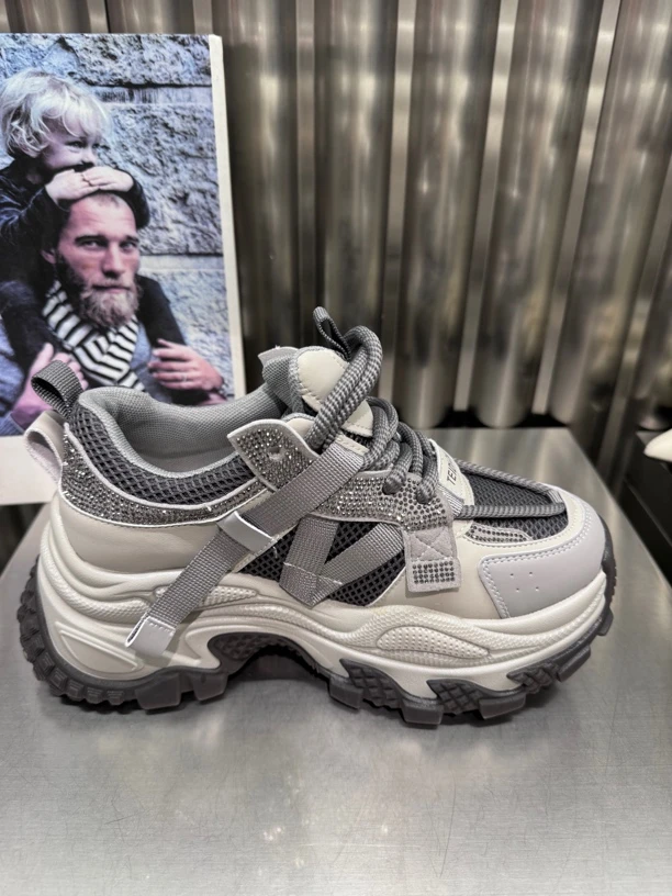 重工烫钻老爹鞋9581