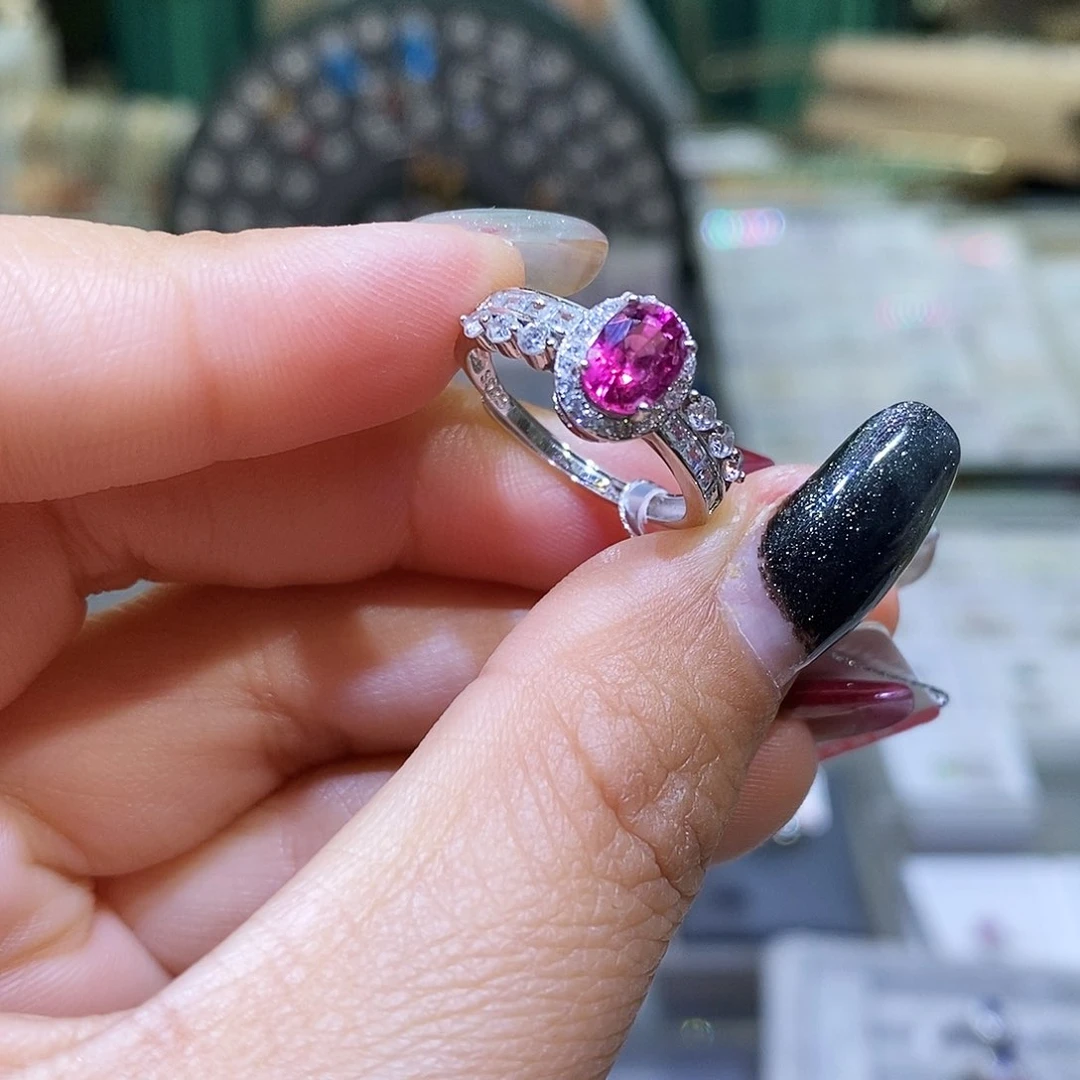 碧玺戒指银S925镶嵌天然卢比莱0.89克拉