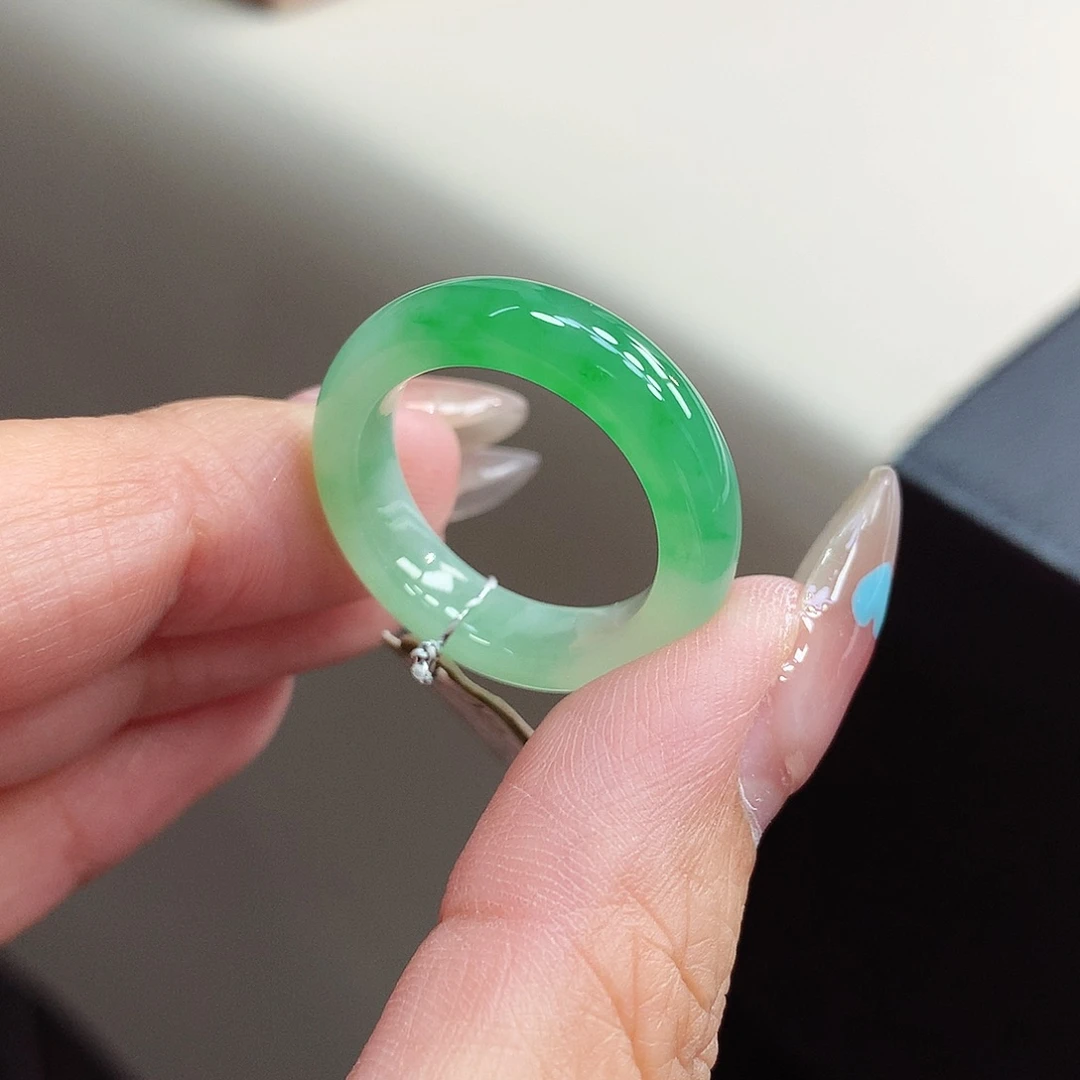 翡翠戒指未镶嵌20号