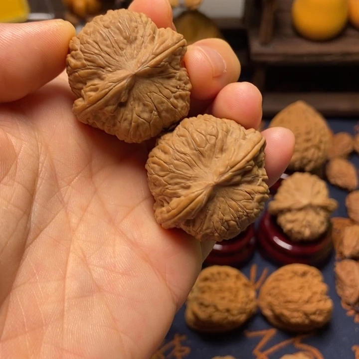 文玩核桃把件全品金蝉子尺寸35