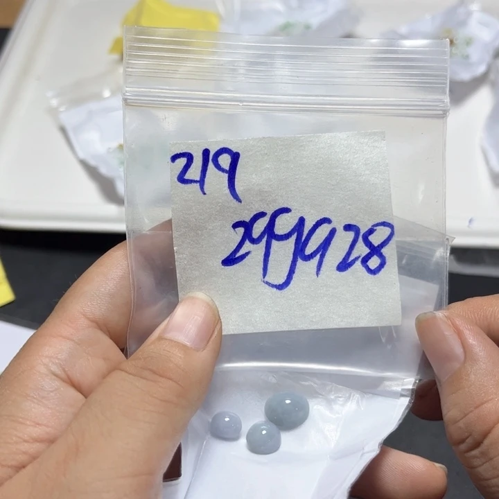 定制翡翠未镶嵌不退