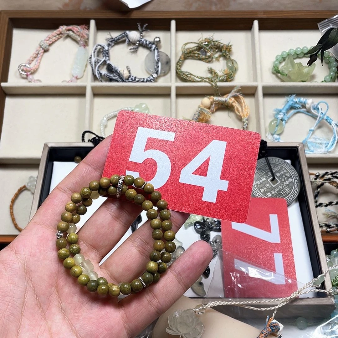 合金蛇纹石玉颈饰