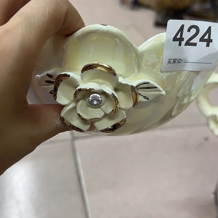 陶瓷瑕。。。。。。。。。。。。。。