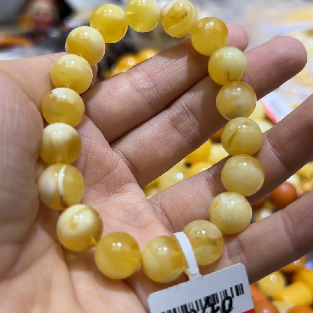 未镶嵌琥珀珠宝奇石