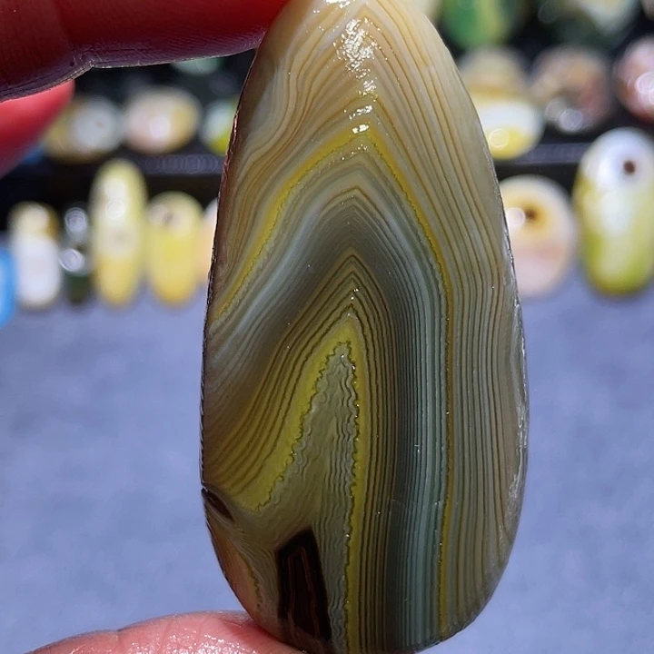 玛瑙/玉髓未镶嵌珠宝奇石