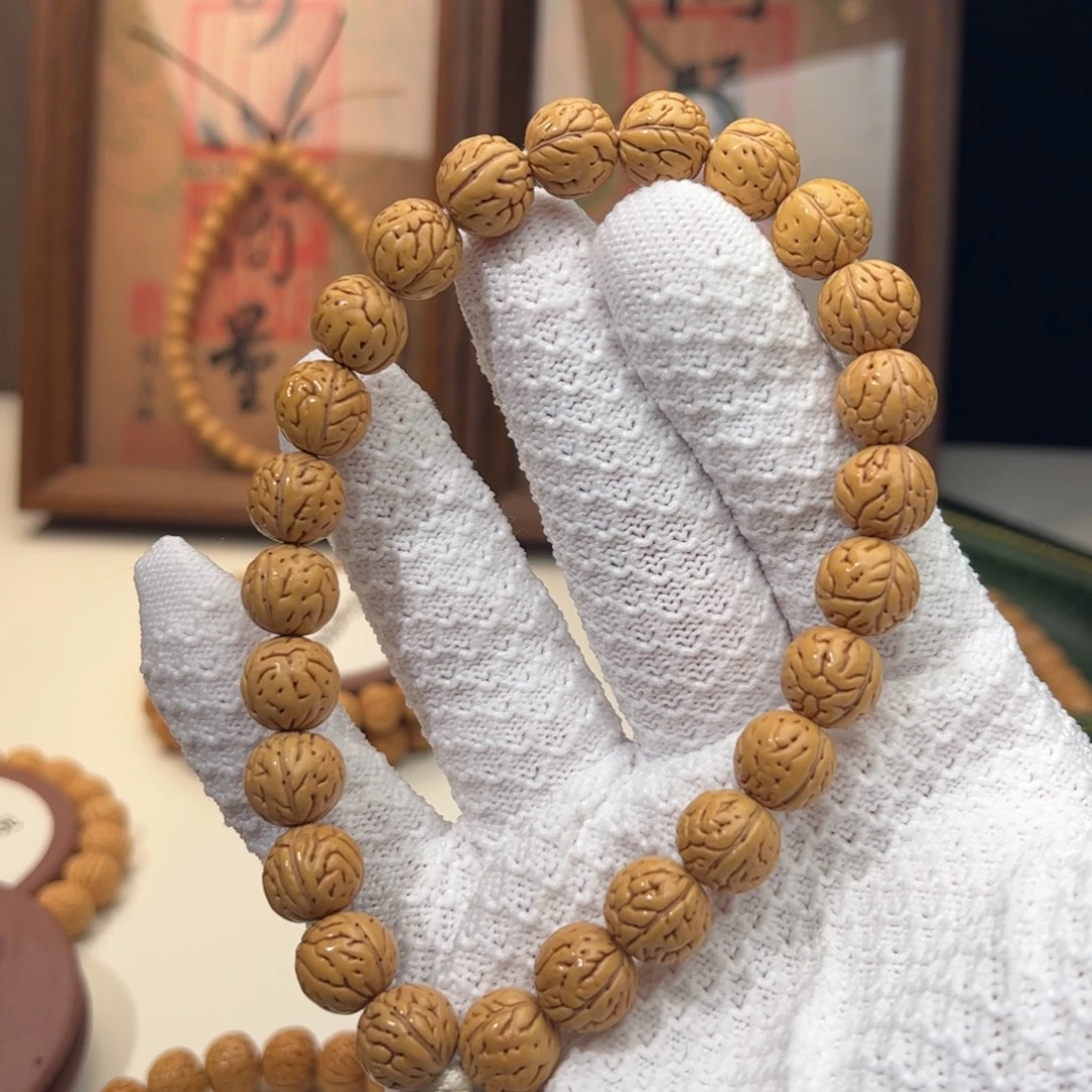 小****手串桃核1.2「奶油肠」野生桃核手持