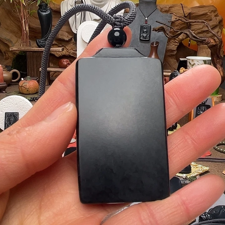 和田玉（墨玉）未镶嵌吊坠(不含链)青花墨55.4克