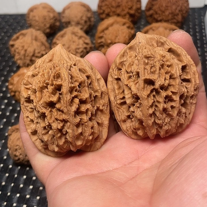 文玩核桃吊坠47大刺