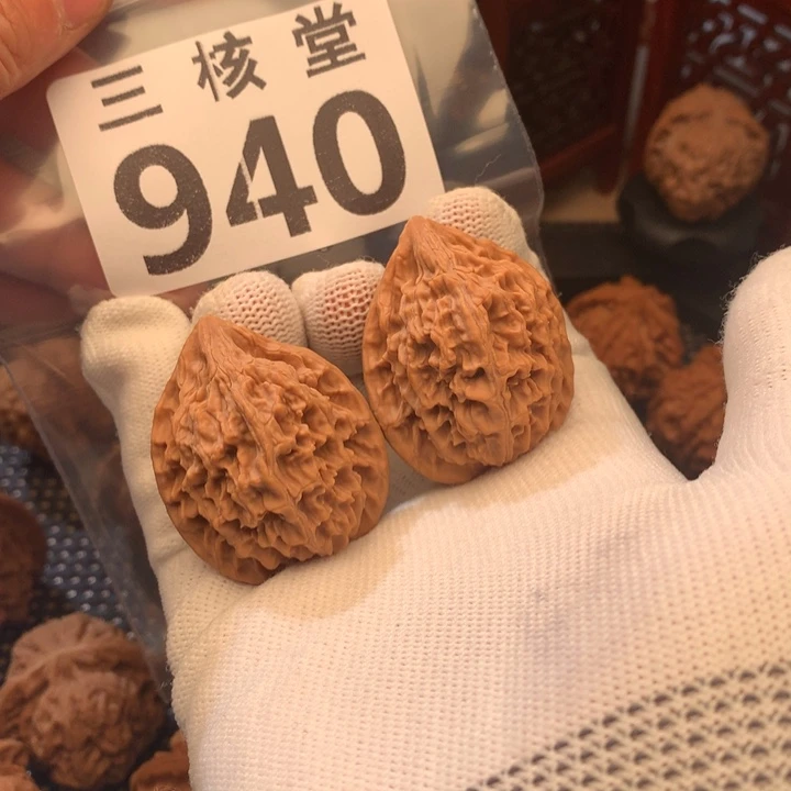 文玩核桃吊坠秦鸡35