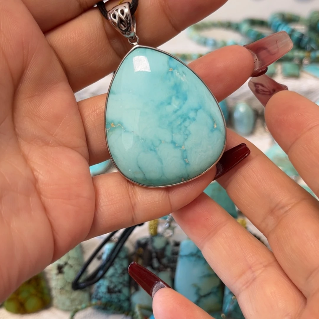 【闪购商品】未镶嵌绿松石珠宝奇石