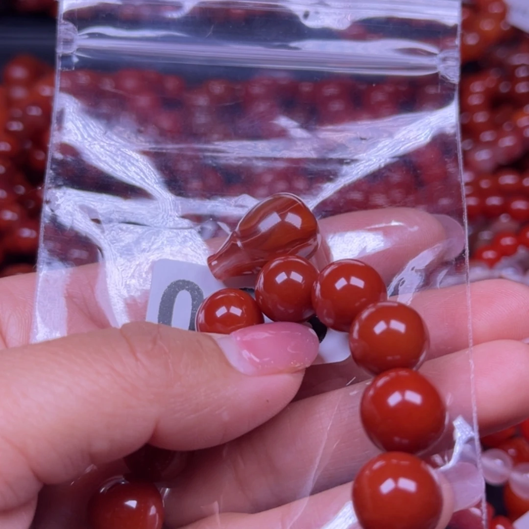 麦***芒南红玛瑙未镶嵌手链