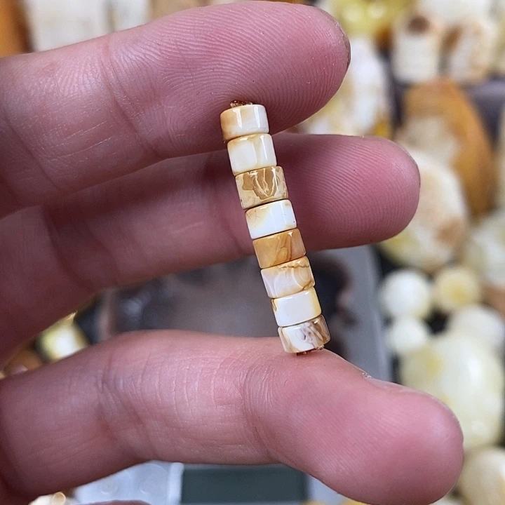 未镶嵌琥珀裸石我