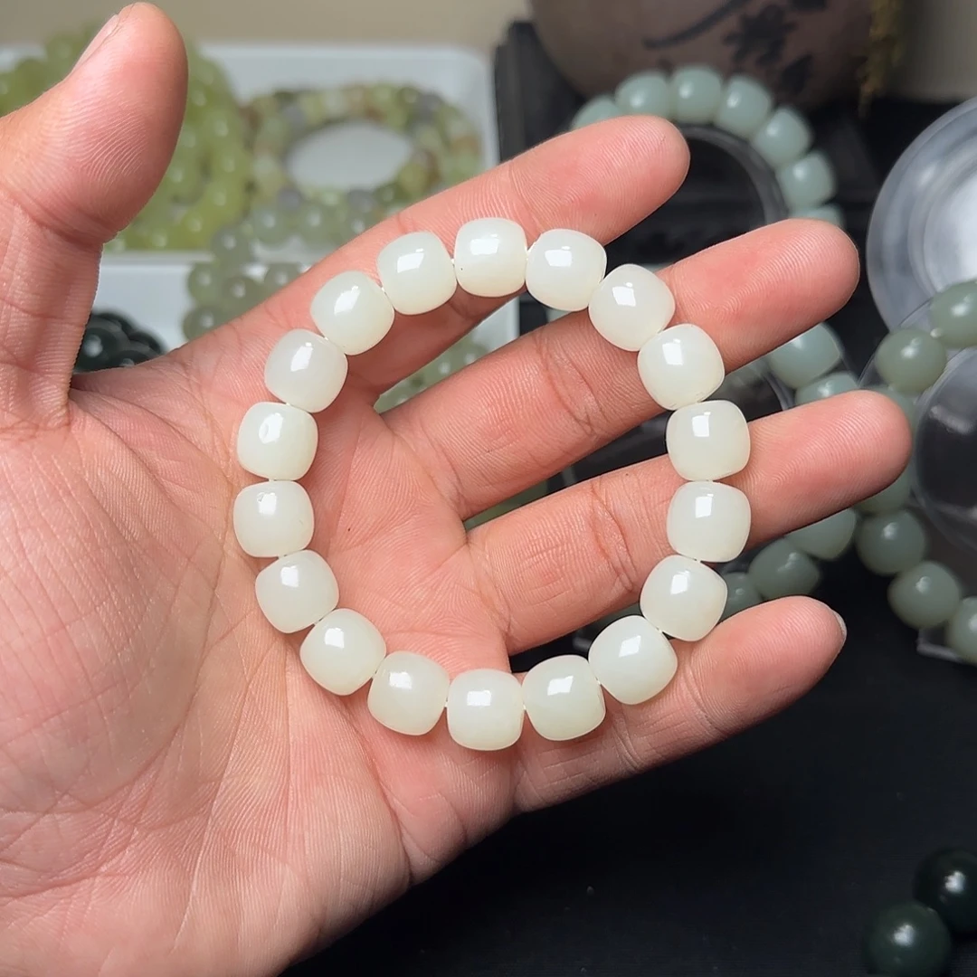 和田玉未镶嵌手串天然且末微瑕卡12多样性拍一发一