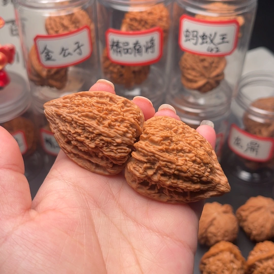 文玩核桃把件36.5全品塔尖