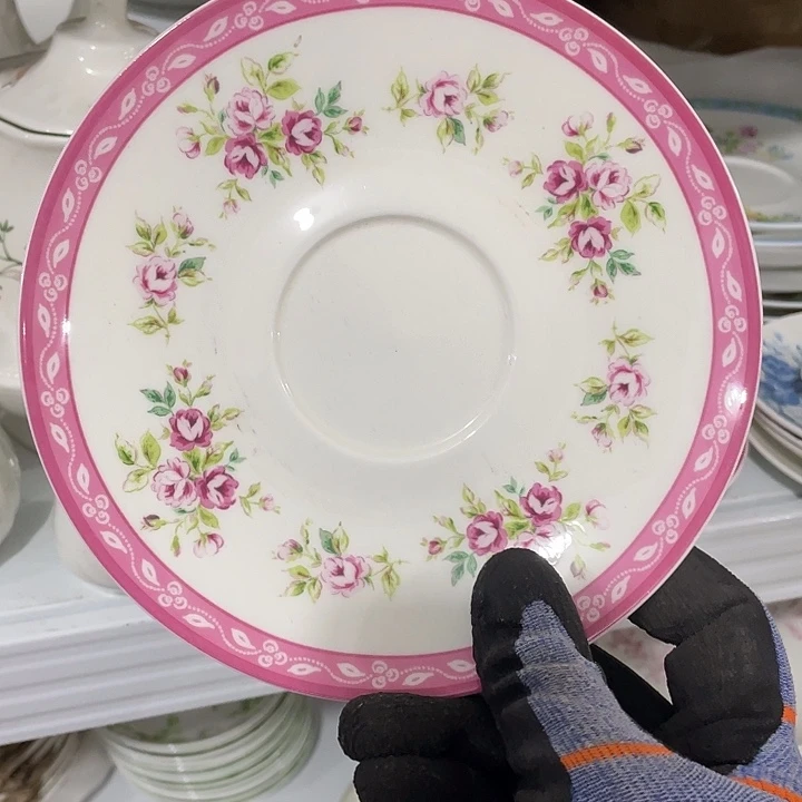 瓷片国营尾货17厘米小碟一个