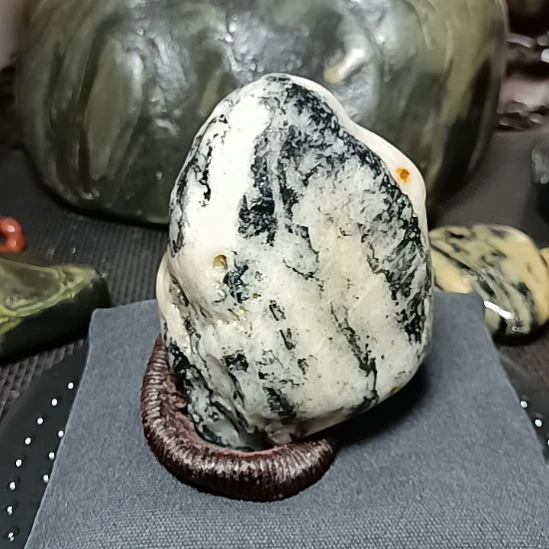 新疆金丝玉原石国画