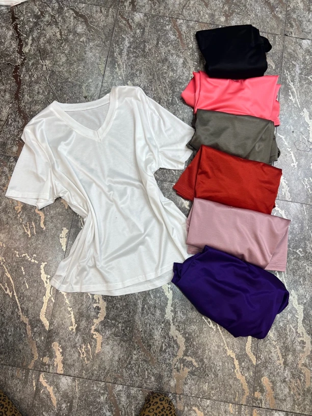 岩岩家夏季冰丝v领显瘦女上衣