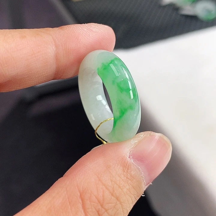 翡翠未镶嵌戒指13-14号