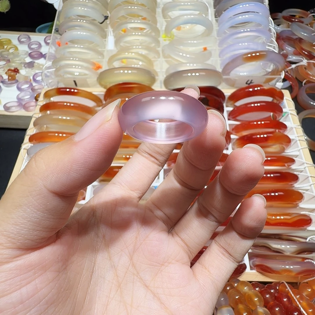 未镶嵌戒圈玛瑙/玉髓