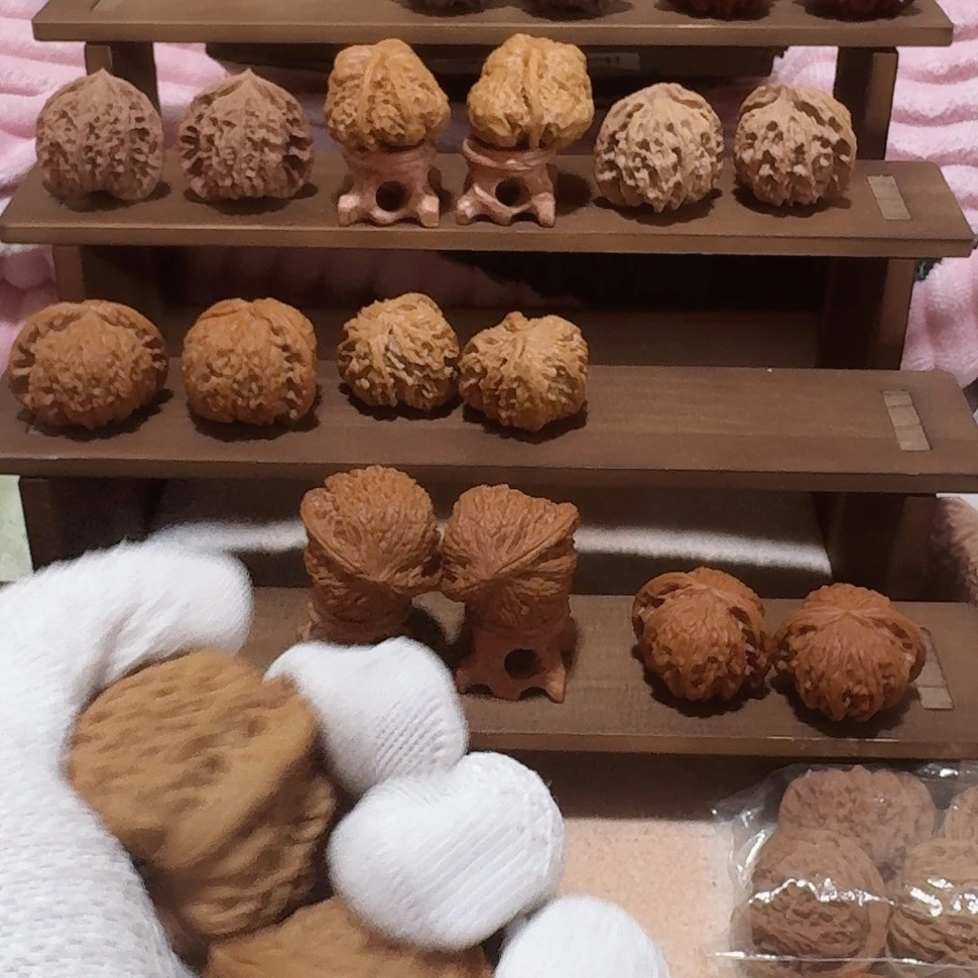 ****生吊坠文玩核桃南疆