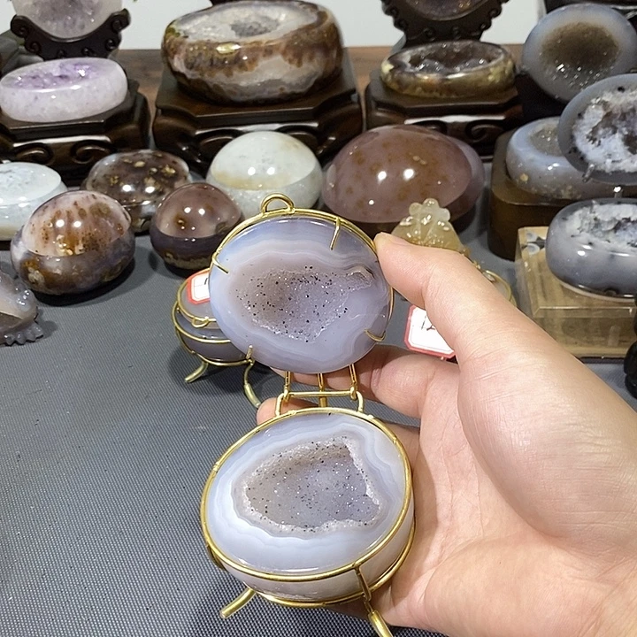 未镶嵌水晶摆件聚宝盆