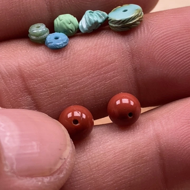 南红玛瑙珠宝半成品未镶嵌?**若