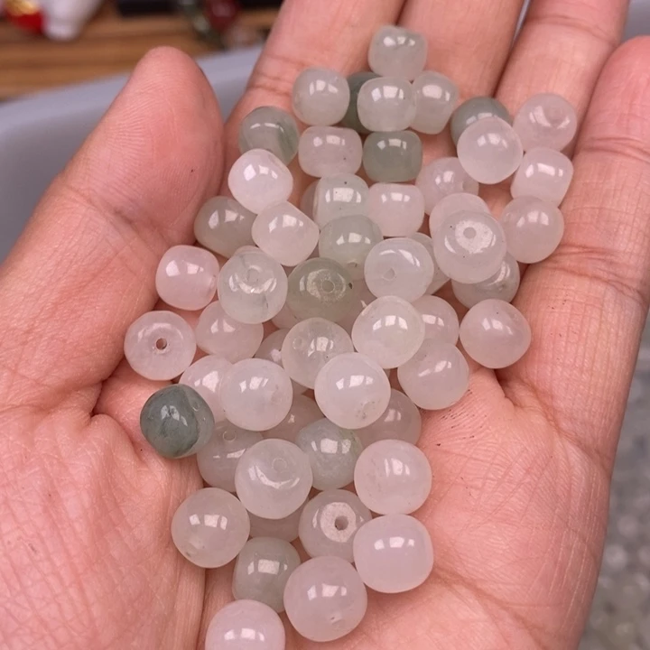 未镶嵌天山翠玛瑙/玉髓30个天山翠卡6.5x7.5